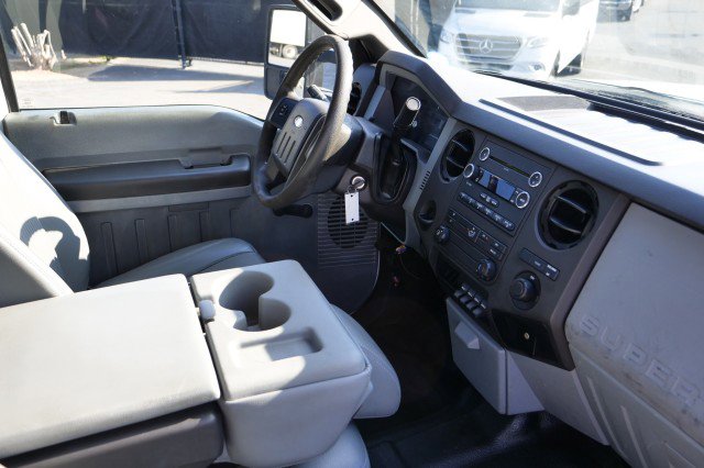 Used 2015 Ford F550 2WD SuperCab Super Duty image 27