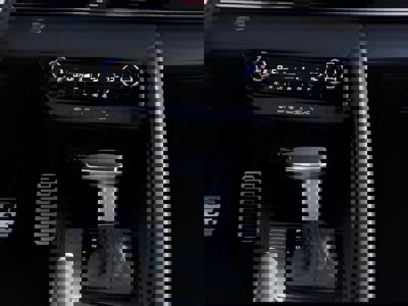 New 2025 Hyundai Elantra Sport image 16