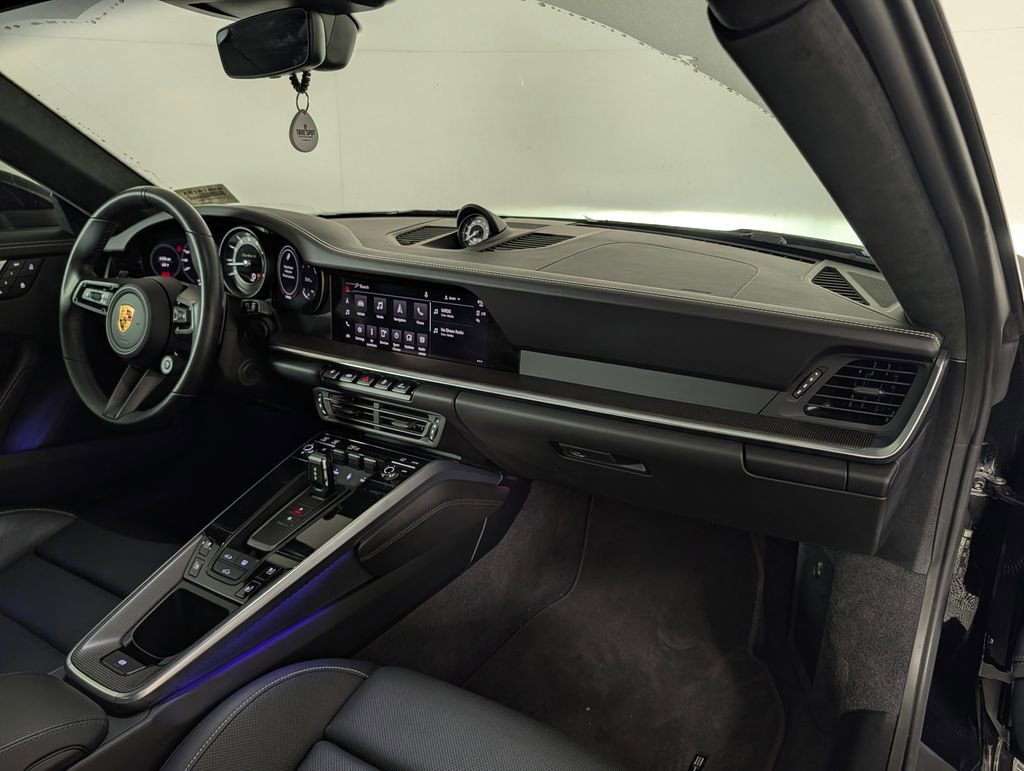 Certified 2022 Porsche 911 Turbo S AWD/4WD image 18