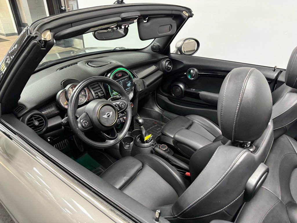 Used 2016 MINI Cooper S image 17