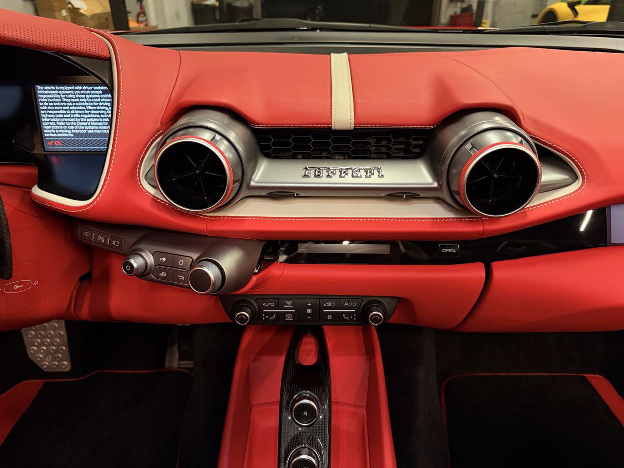 Used 2023 Ferrari 812 GTS RWD image 27