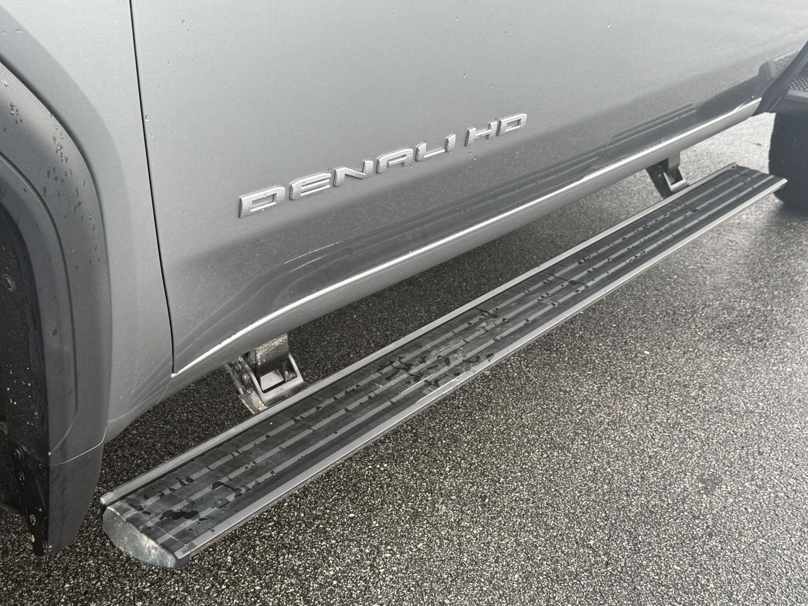 Used 2024 GMC Sierra 2500 Denali Ultimate w/ Snow Plow Prep/Camper Package AWD/4WD image 35