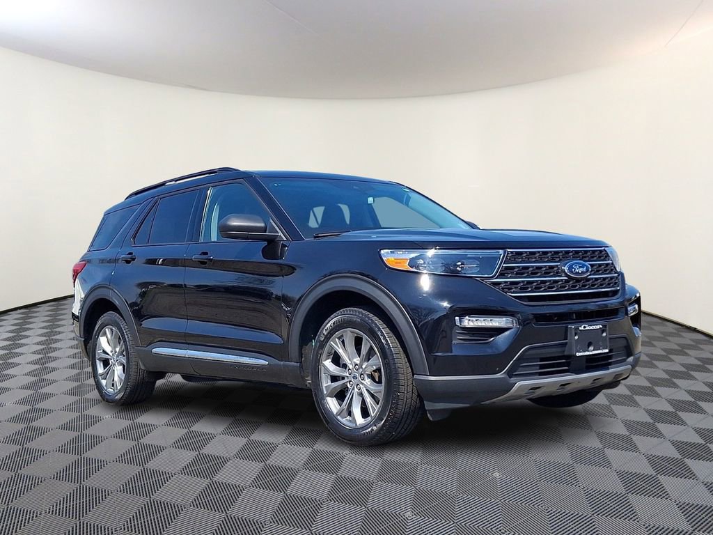 Certified 2023 Ford Explorer XLT w/ Equipment Group 202A