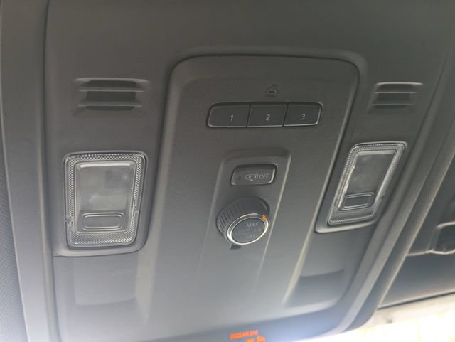 Used 2024 Chevrolet Tahoe LT RWD image 34