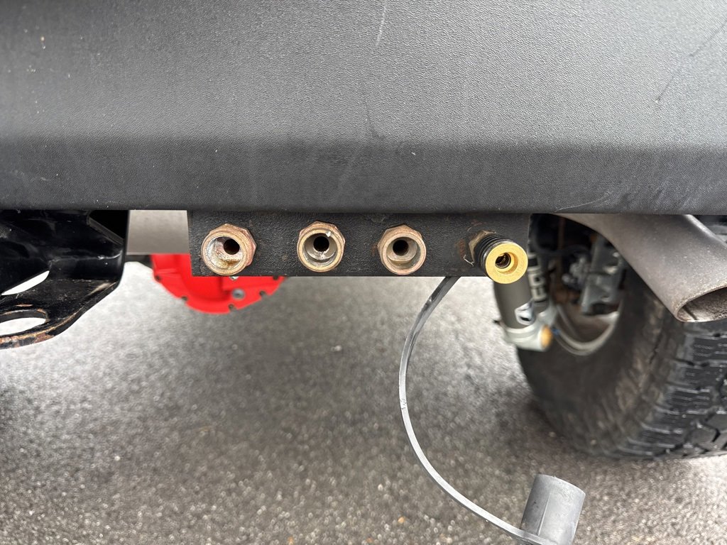 Used 2016 Jeep Wrangler Unlimited Rubicon w/ Connectivity Group image 20