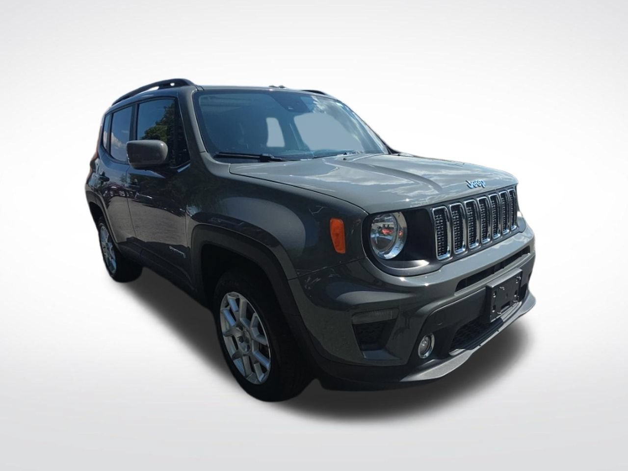 Used 2021 Jeep Renegade Latitude w/ Sun & Sound Group AWD/4WD image 2