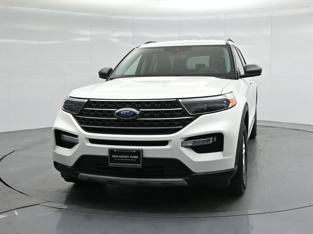 Certified 2023 Ford Explorer XLT w/ Equipment Group 202A RWD image 57
