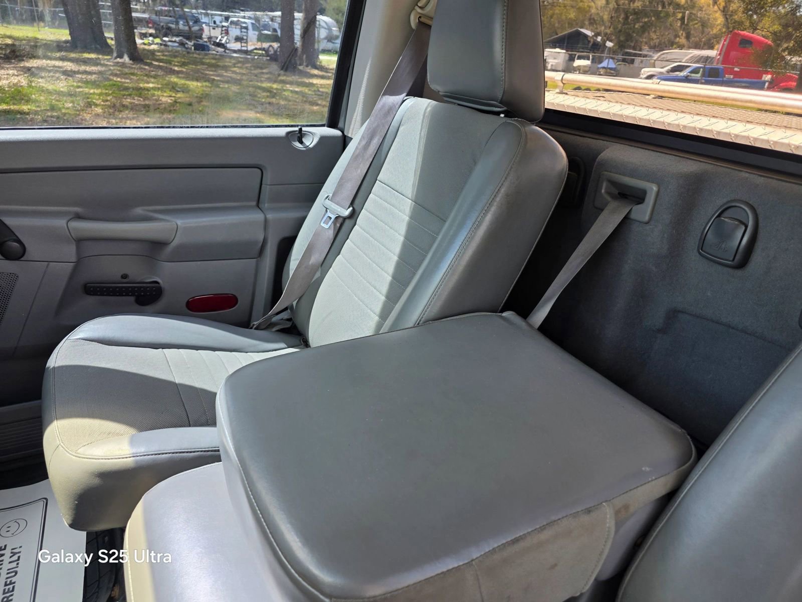 Used 2007 Dodge Ram 1500 Truck ST w/ Trailer Tow Group image 13