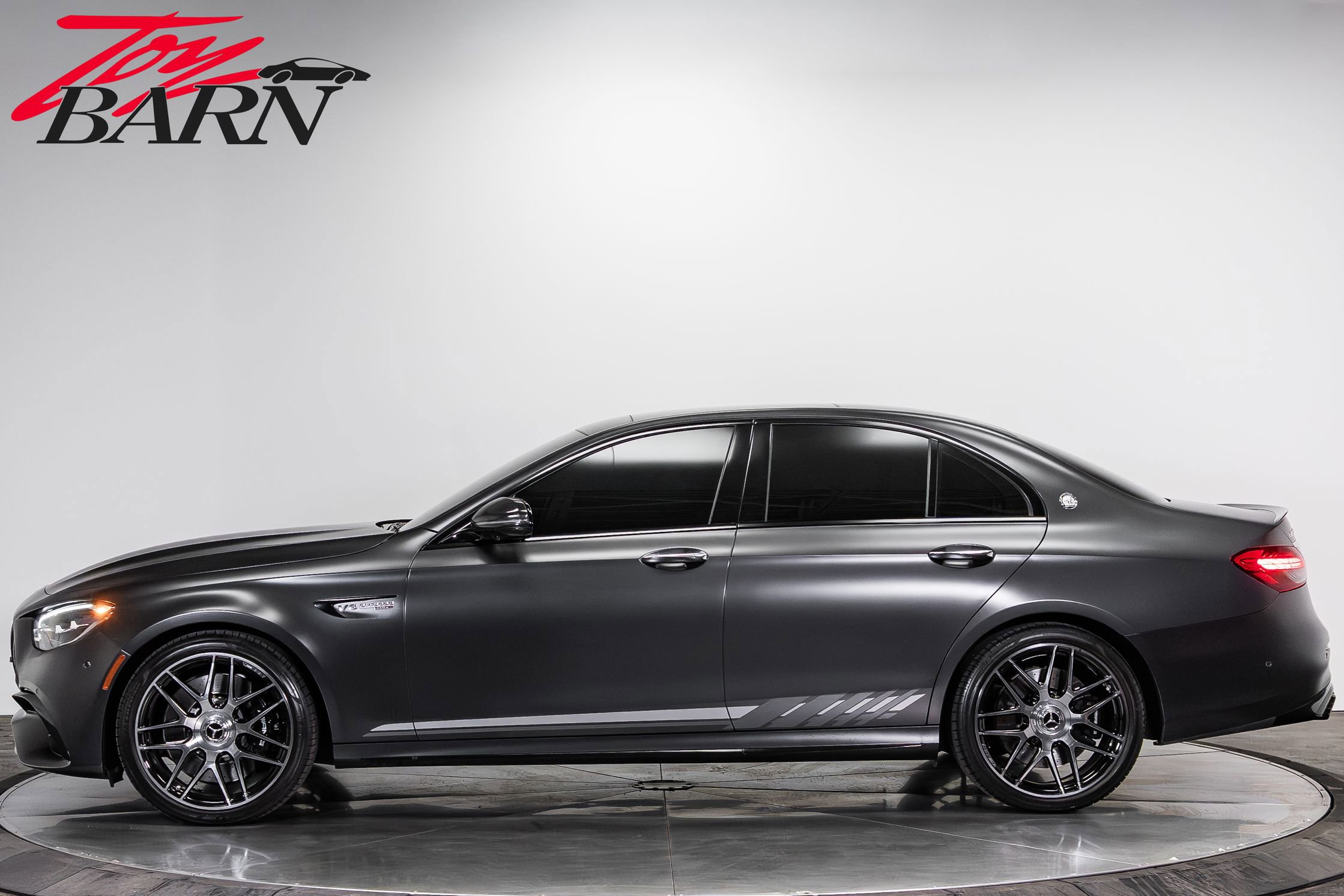 Used 2023 Mercedes-Benz E 63 AMG S image 2