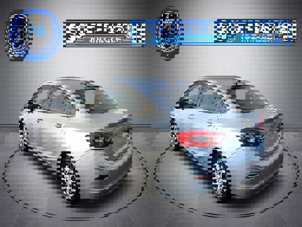 Used 2017 Chevrolet Cruze LS image 5