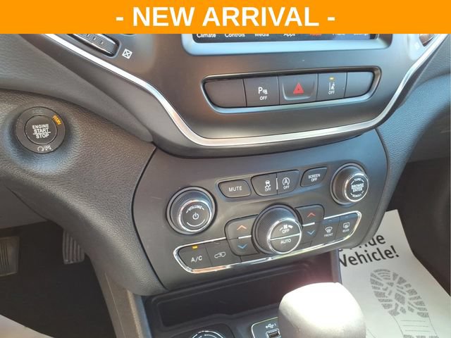 Used 2021 Jeep Cherokee Latitude Lux 80th Anniv w/ Quick Order Package 26U 80TH AWD/4WD image 25