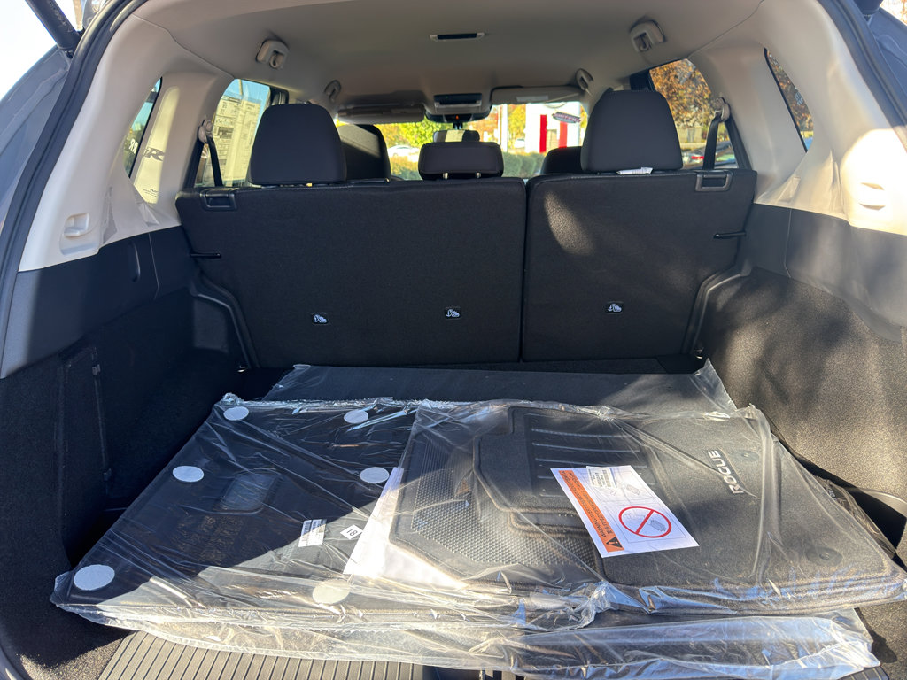 New 2026 Nissan Rogue SV image 30