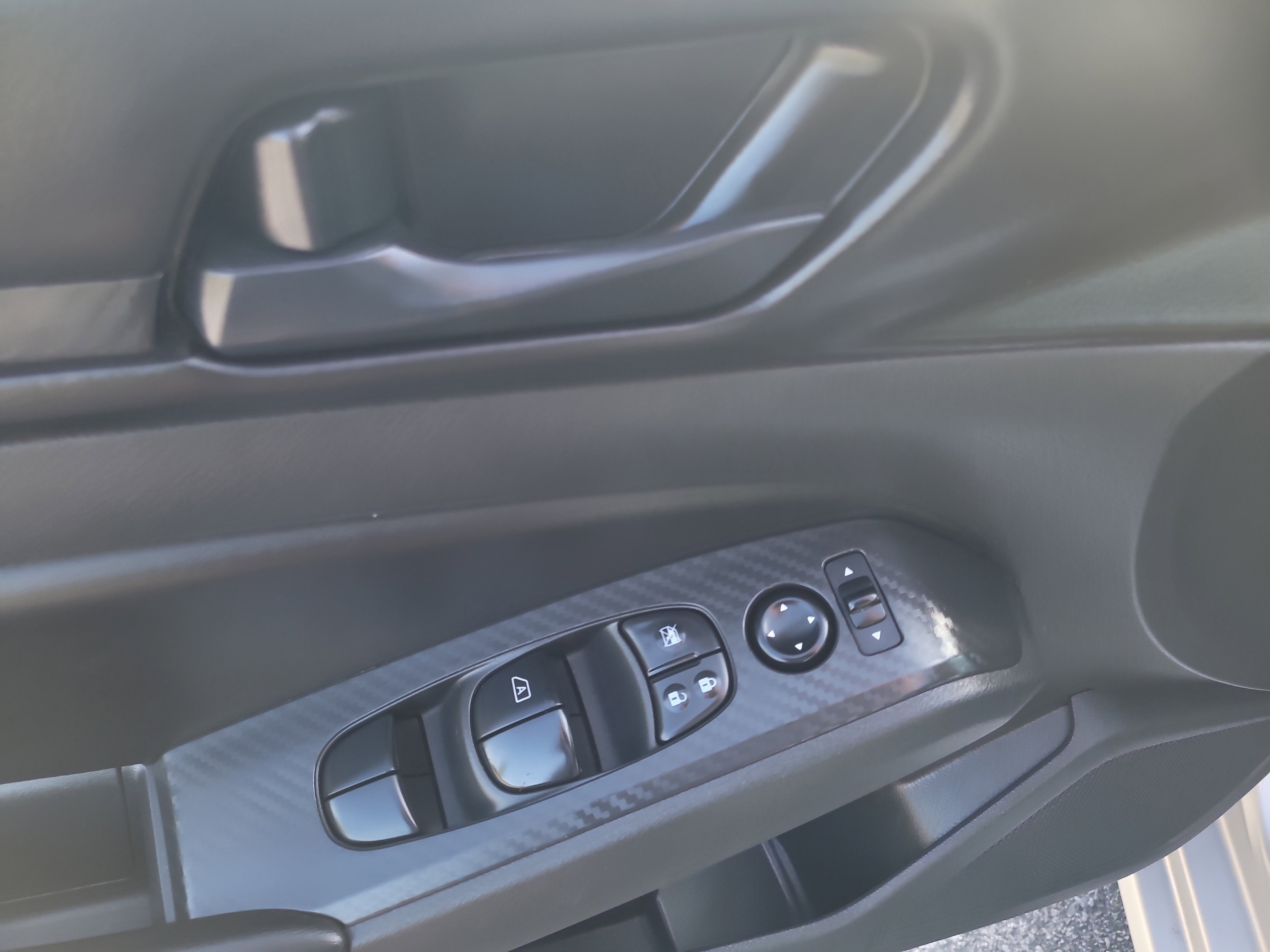 Used 2024 Nissan Altima 2.5 S image 16