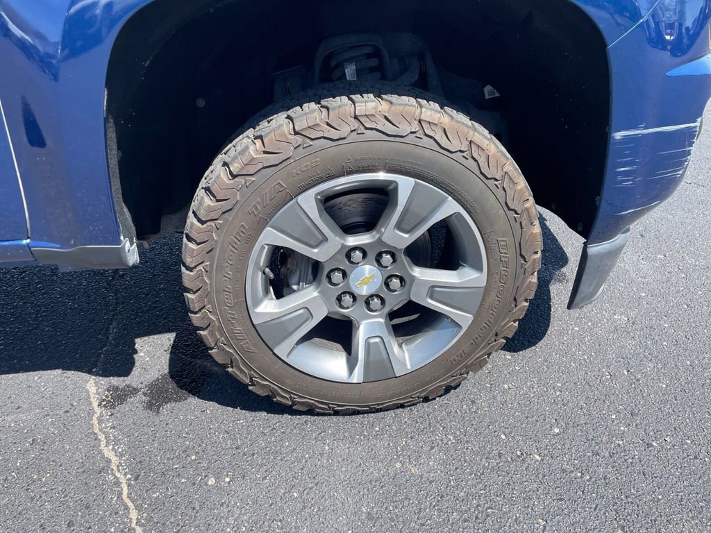 Used 2019 Chevrolet Colorado Z71 AWD/4WD image 9