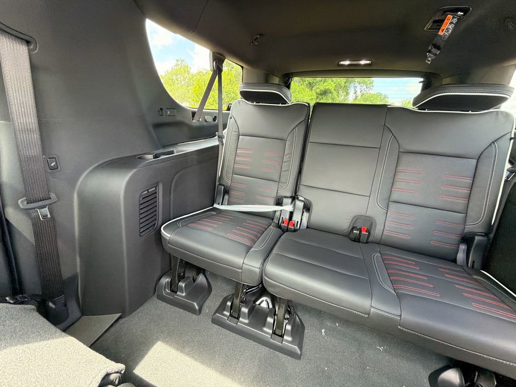 New 2026 GMC Yukon XL AT4 Ultimate AWD/4WD image 16