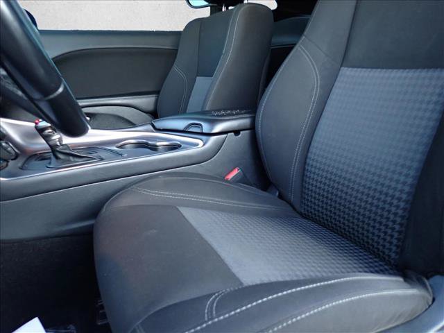 Used 2020 Dodge Challenger SXT RWD image 10