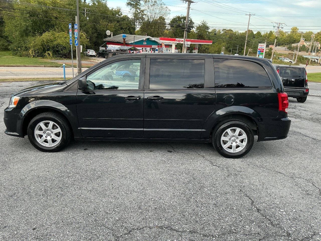 Used 2012 Dodge Grand Caravan SE FWD image 7