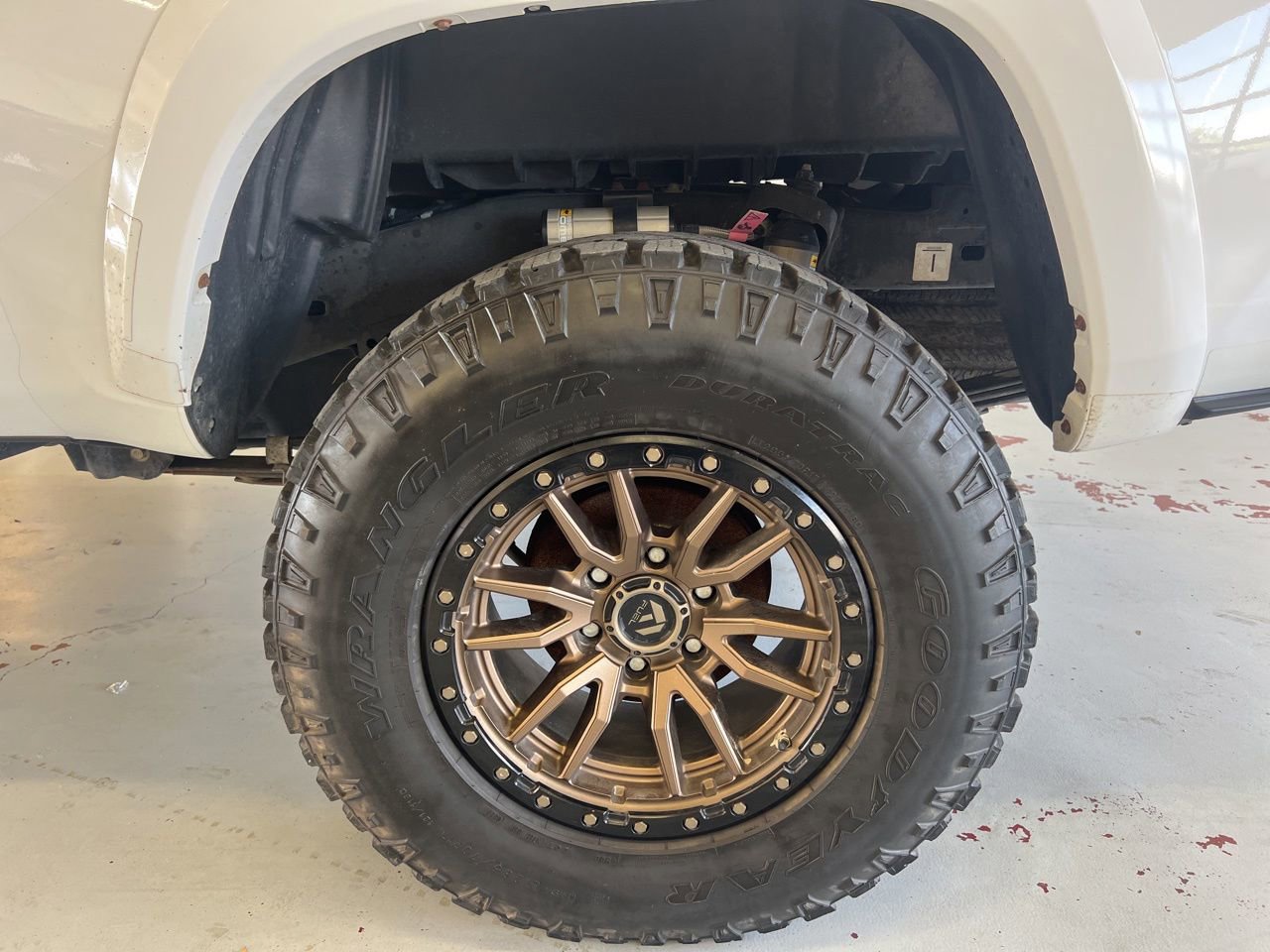 Used 2020 Toyota Tacoma TRD Sport AWD/4WD image 15