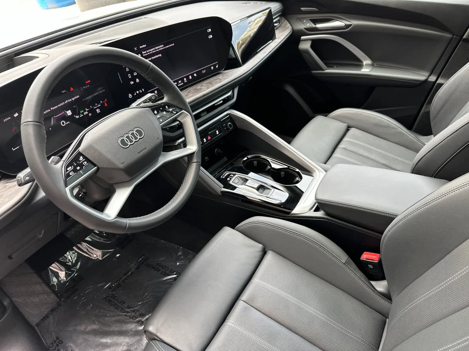 Used 2025 Audi Q5 Premium Plus w/ Premium Plus AWD/4WD image 11