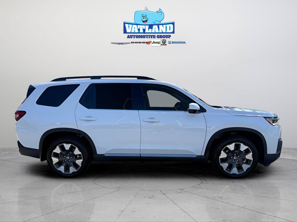 New 2026 Honda Pilot Touring image 6