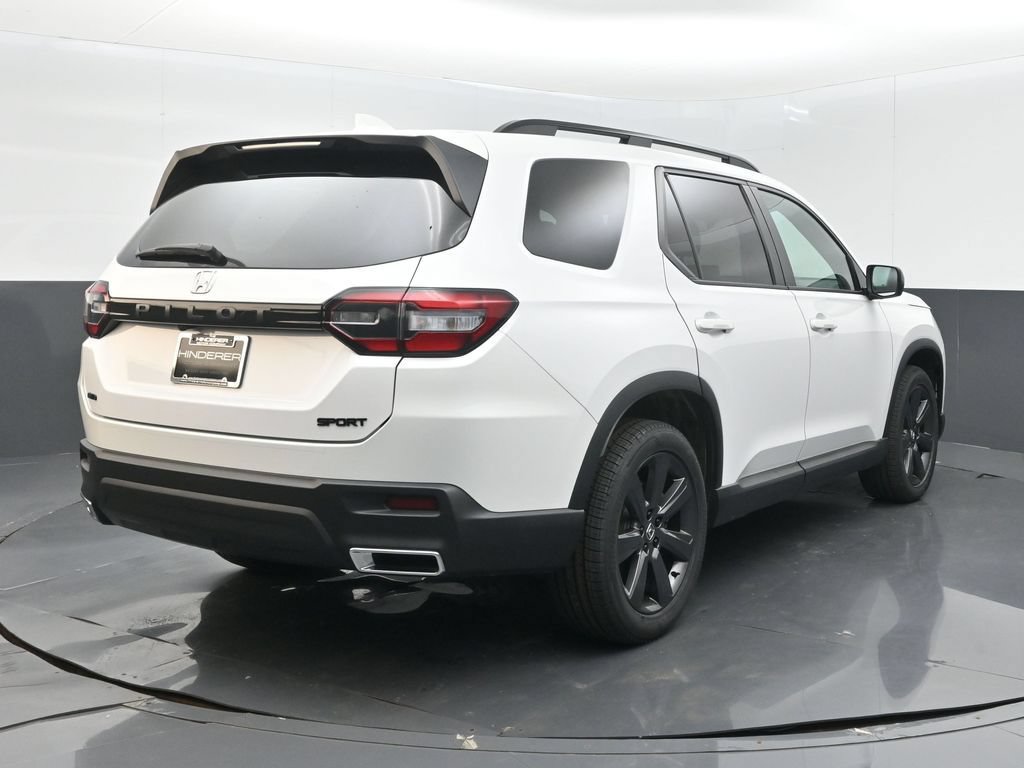 Certified 2023 Honda Pilot Sport image 7