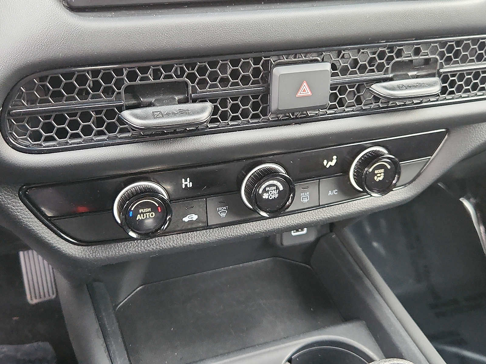 Certified 2024 Honda HR-V LX image 15