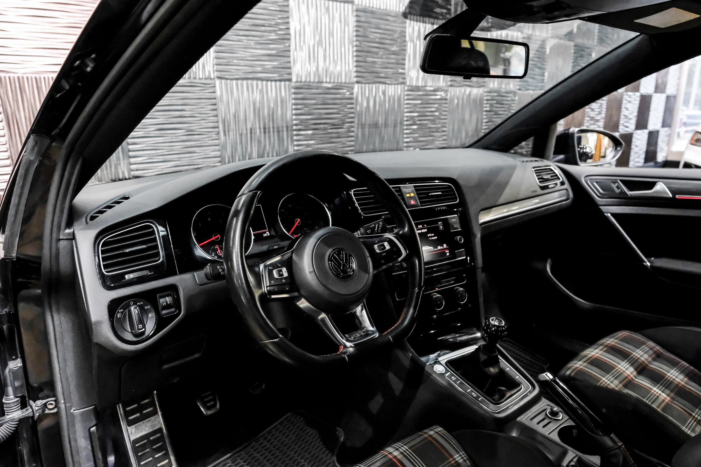 Used 2019 Volkswagen GTI Rabbit Edition FWD image 3