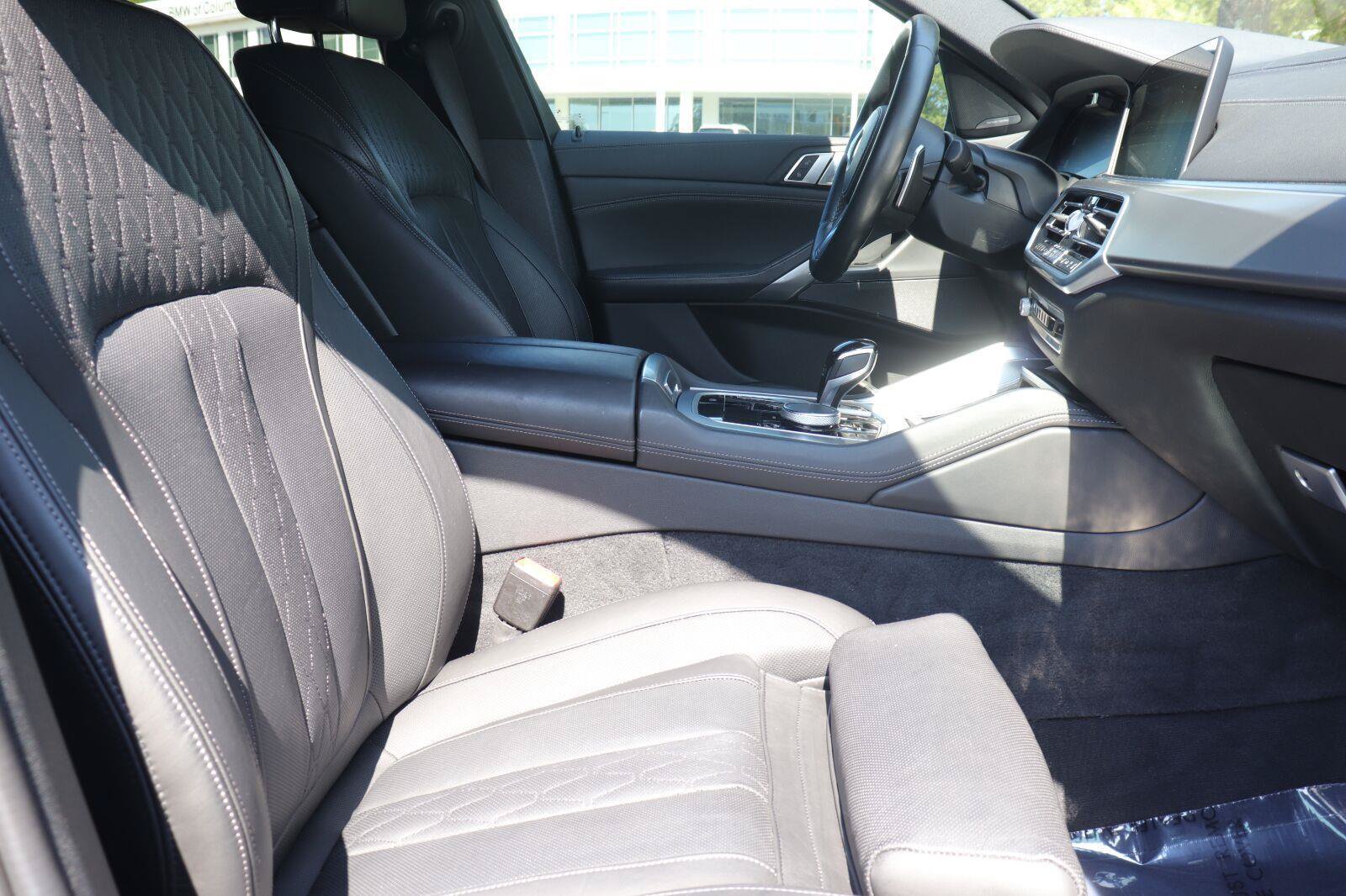 Used 2023 BMW X6 xDrive40i w/ M Sport Package AWD/4WD image 19