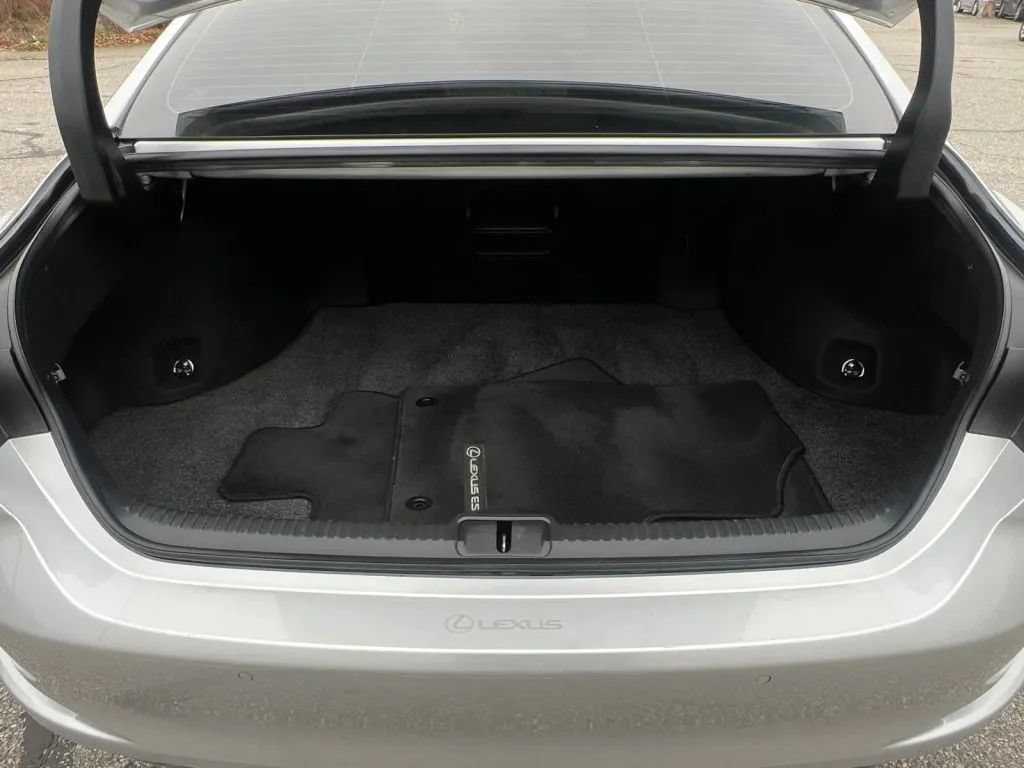 Used 2021 Lexus ES 350 w/ Premium Package FWD image 23