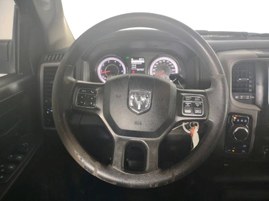 Used 2022 RAM 1500 Tradesman w/ Chrome Appearance Group image 13