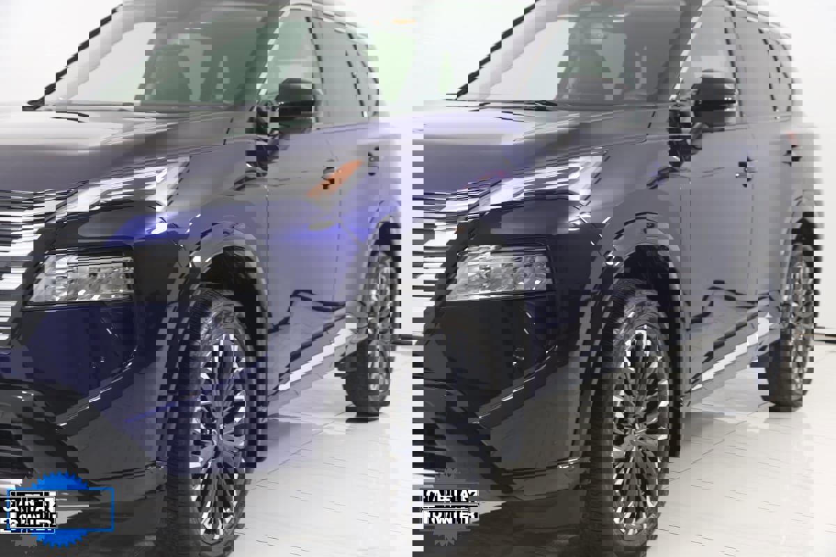 Used 2024 Nissan Rogue Platinum image 62
