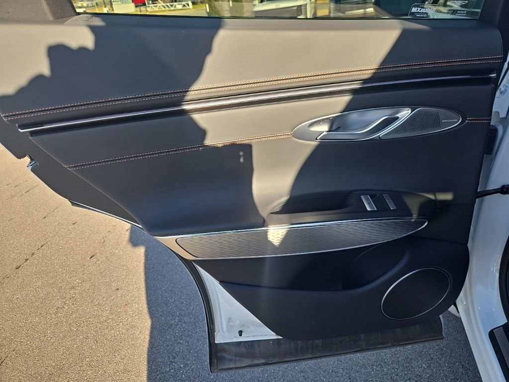 Used 2026 Genesis GV70 2.5T Sport Prestige image 11