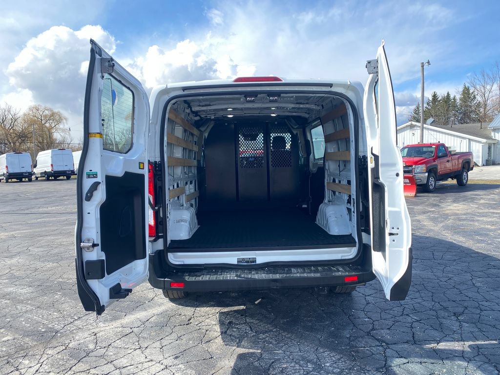 Used 2024 Ford Transit 250 Low Roof AWD w/ Exterior Upgrade Package image 16