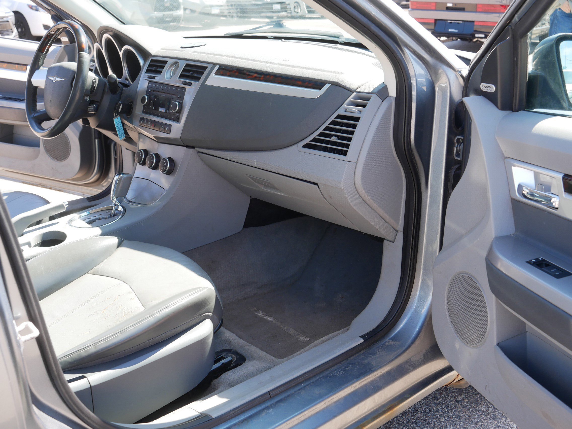 Used 2007 Chrysler Sebring Limited w/ Luxury Group image 18