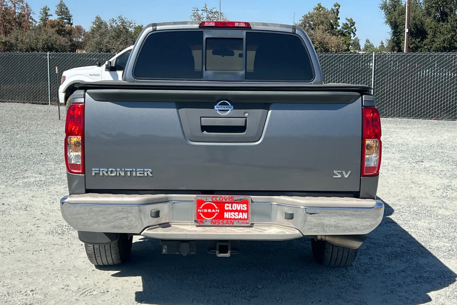 Used 2017 Nissan Frontier SV RWD image 8