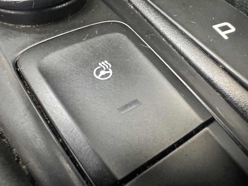 Used 2016 Ford Focus SE w/ Equipment Group 201A image 29