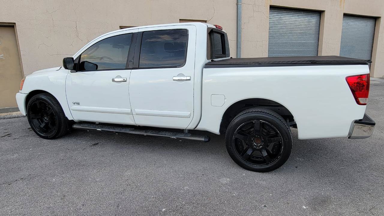 Used 2007 Nissan Titan SE RWD image 8
