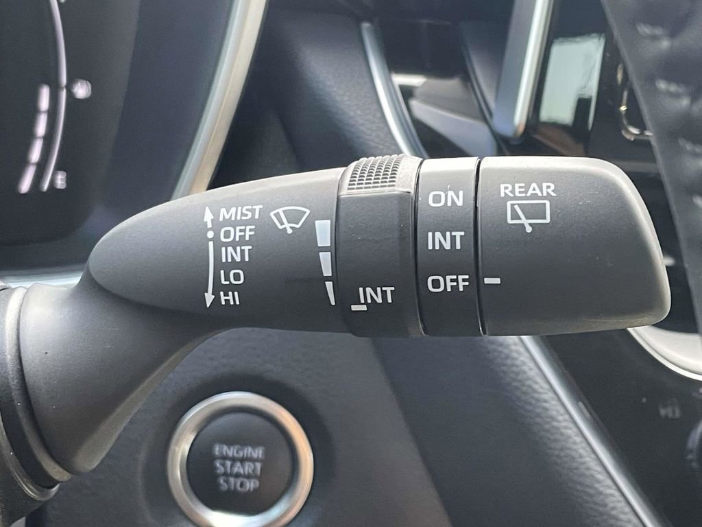 Used 2025 Toyota Corolla XSE image 32