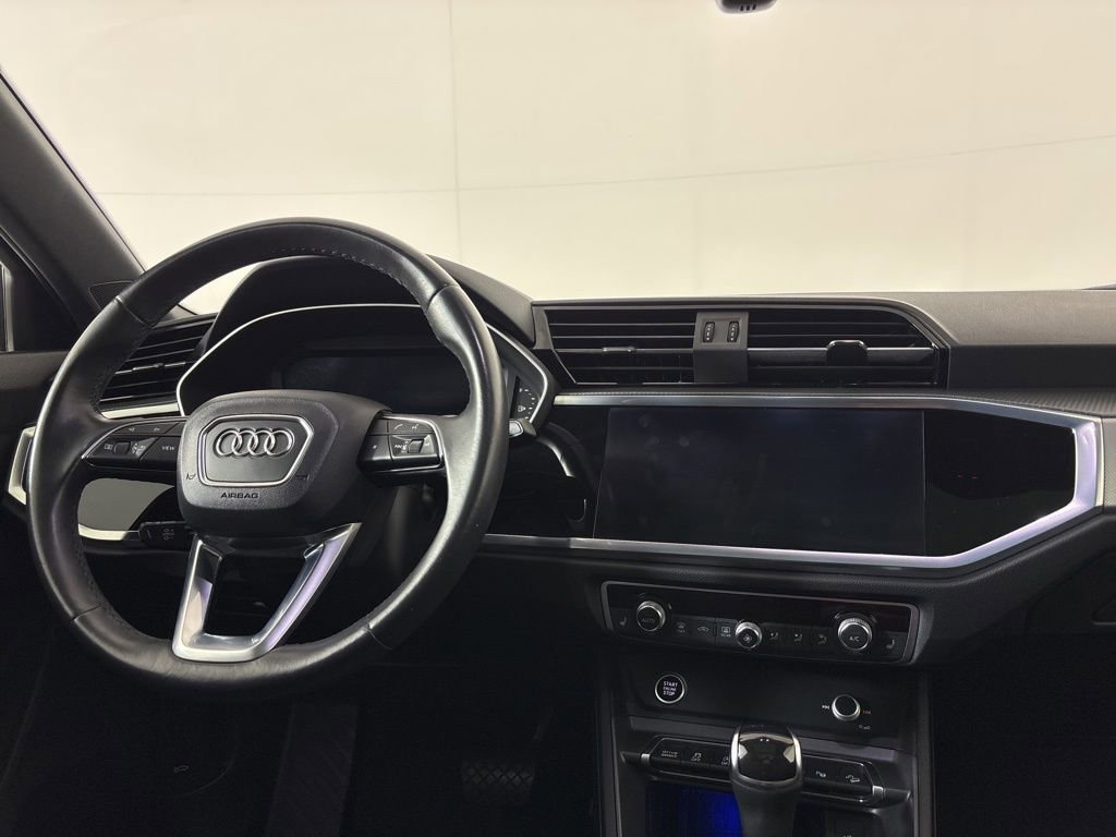 Used 2021 Audi Q3 2.0T Premium Plus w/ Premium Plus Package image 24
