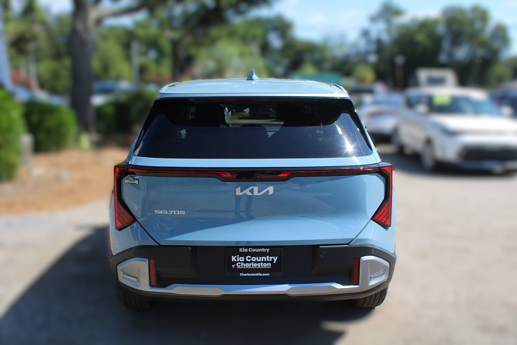 New 2027 Kia Seltos S FWD image 8