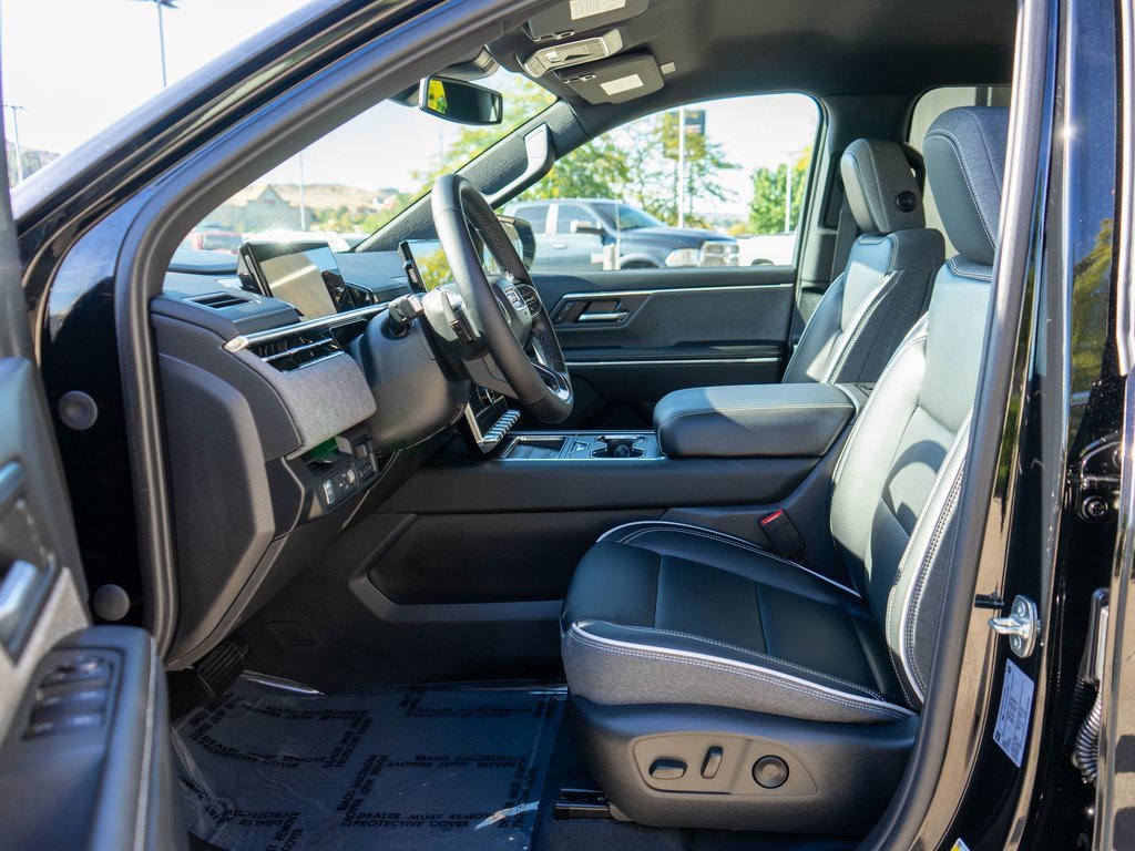 New 2026 GMC Sierra EV Elevation w/ LPO, Elevation Dark Package image 11