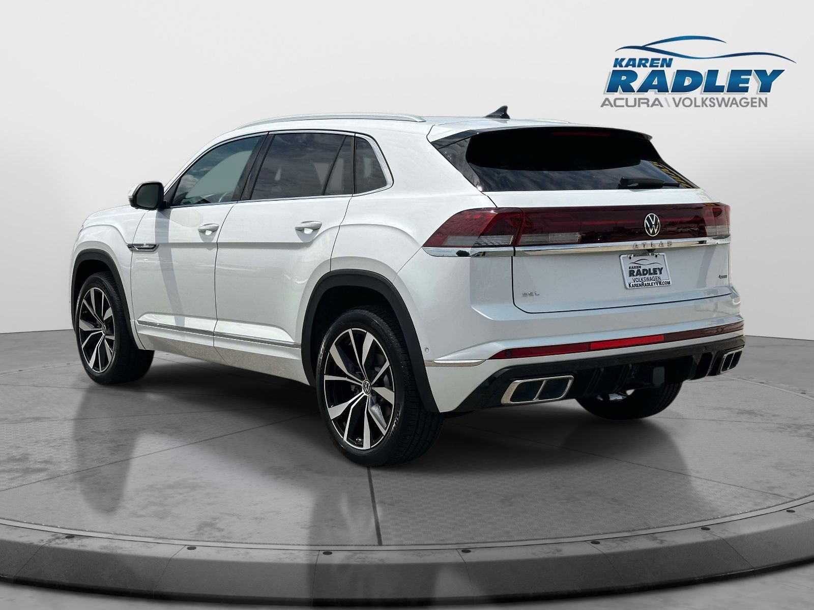 Certified 2024 Volkswagen Atlas Cross Sport SEL Premium R-Line AWD/4WD image 4