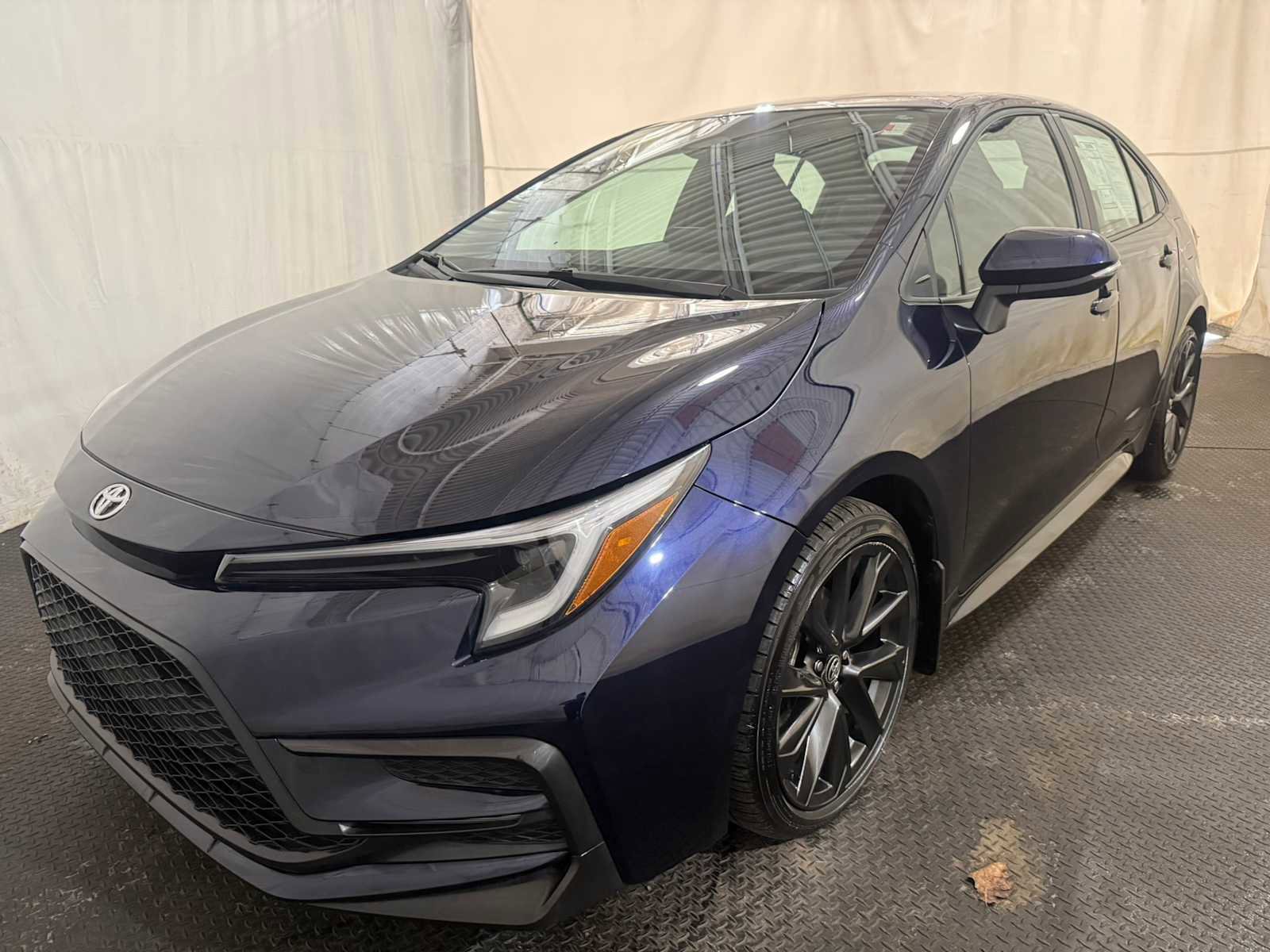 Certified 2023 Toyota Corolla SE w/ Carpet Mat Package (TMS) FWD image 1