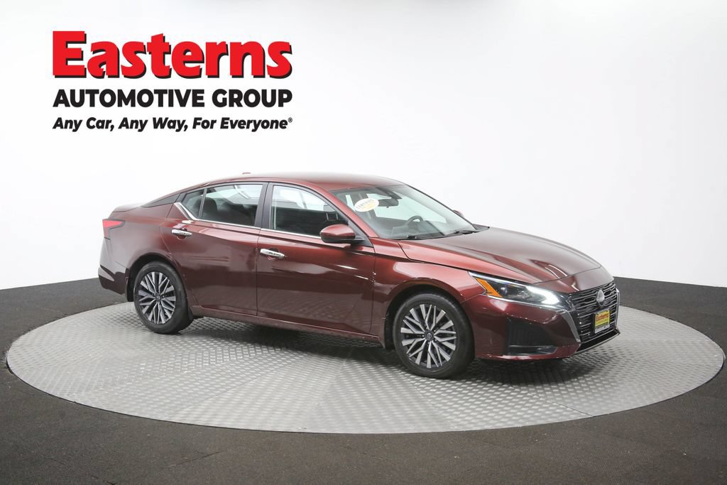 Used 2023 Nissan Altima 2.5 SV FWD image 47