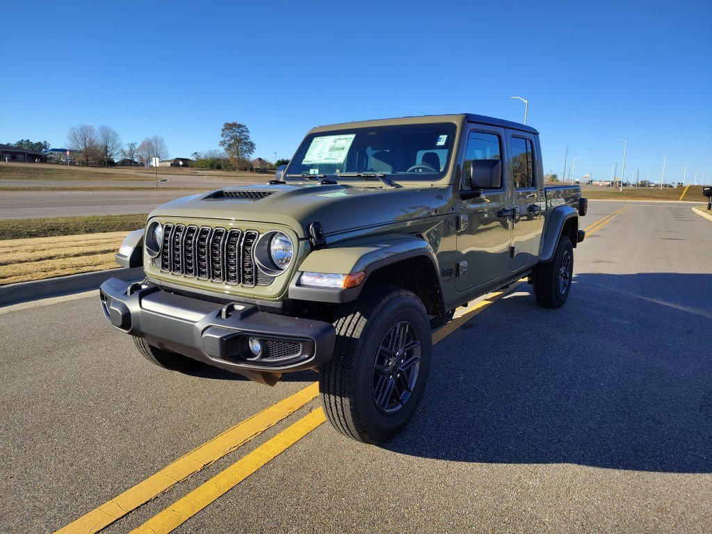 New 2026 Jeep Gladiator Sport AWD/4WD image 3