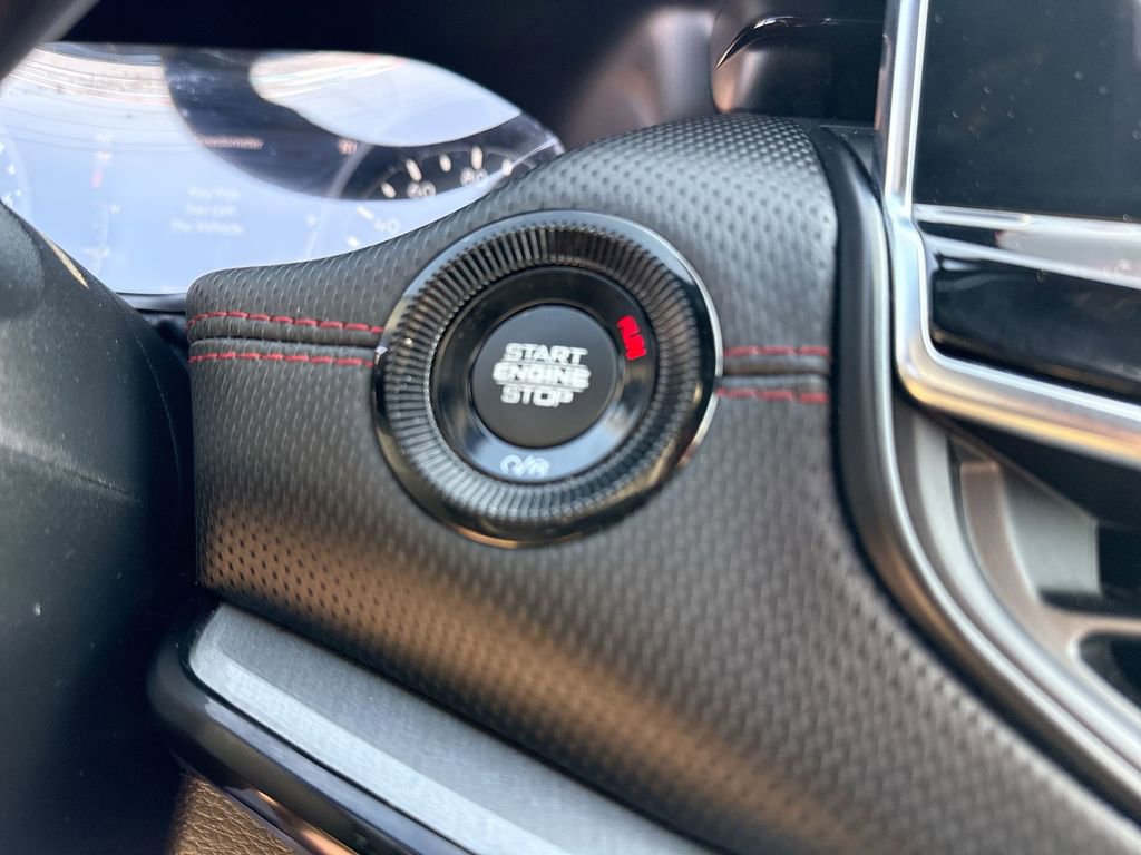 Used 2024 Jeep Compass Trailhawk image 18