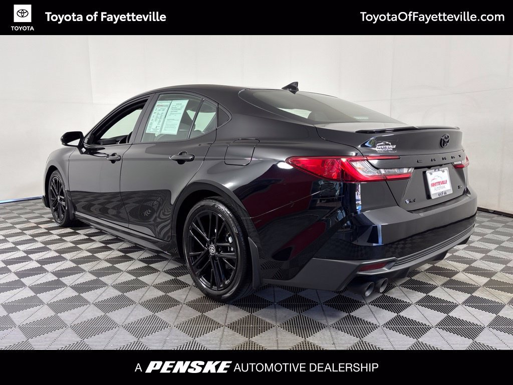 Used 2025 Toyota Camry SE w/ Convenience Package FWD image 17