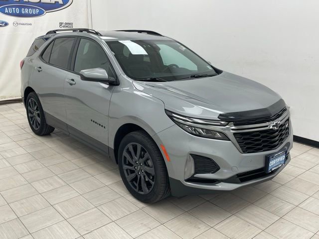 Used 2023 Chevrolet Equinox RS image 1