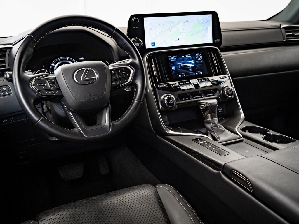 Used 2024 Lexus LX 600 4WD w/ Interior Upgrade Package image 4