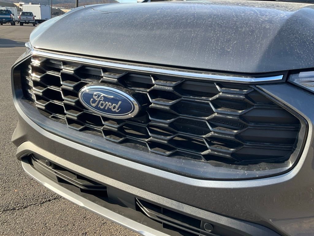 New 2026 Ford Escape ST-Line w/ Cold Weather Package AWD/4WD image 19